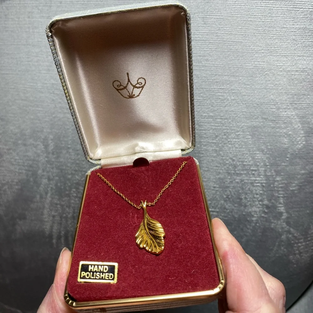 Hand painted gold, leaf pendant, vintage necklace, original box,9”,crown brand